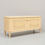 1067 6480 Sideboard